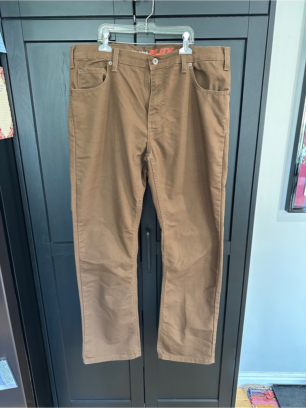 Dickies Men's Straight Fit Jeans in Brown